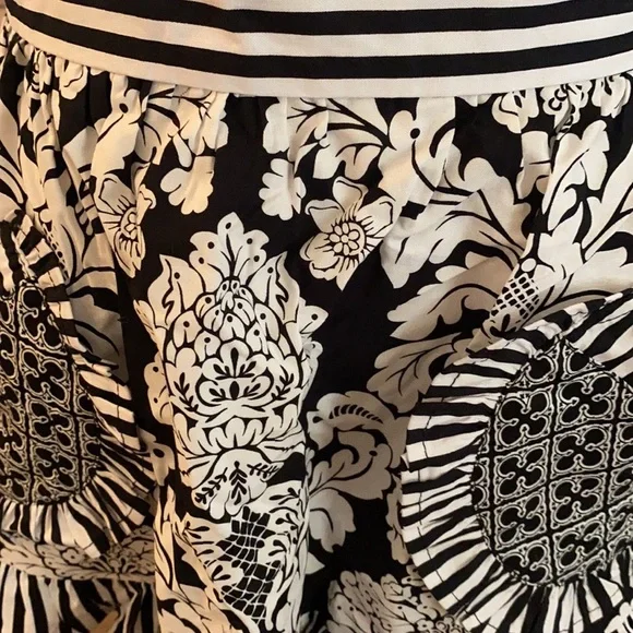 NWT Heavenly Hostess beautiful , feminine apron with pockets - Picture 5 of 12